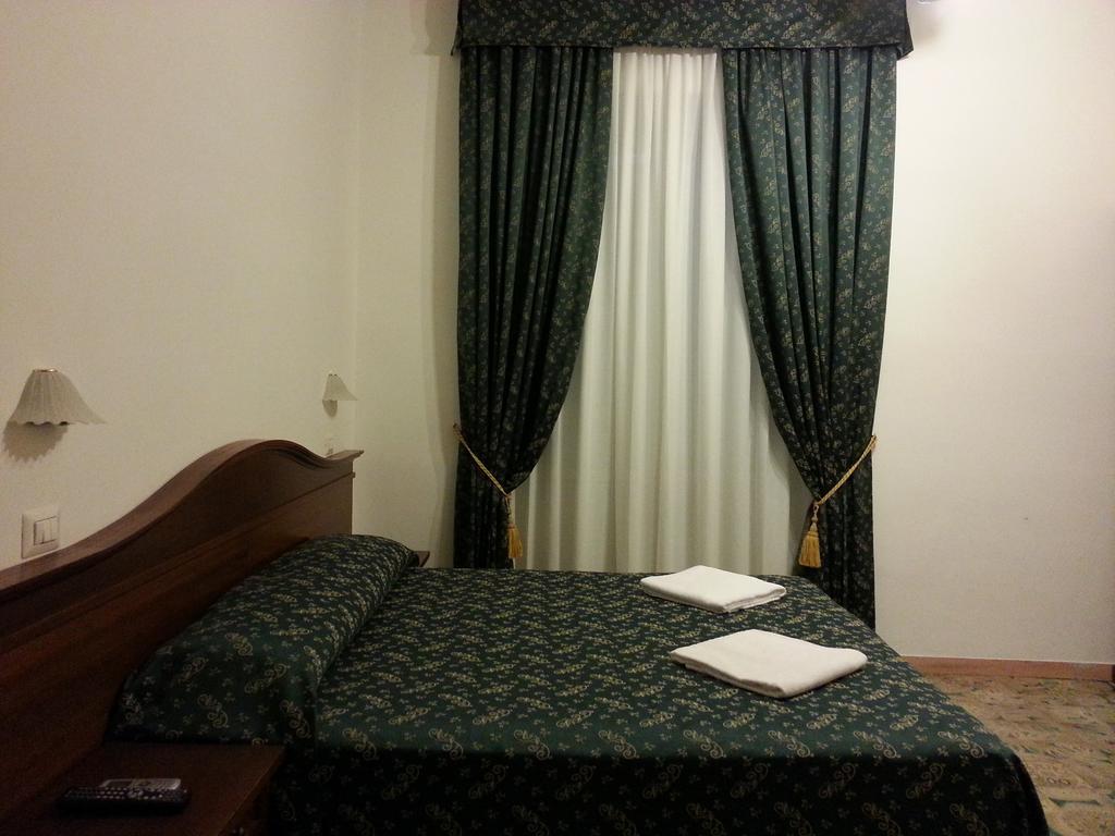 Guesthouse Alex II Rome Bilik gambar